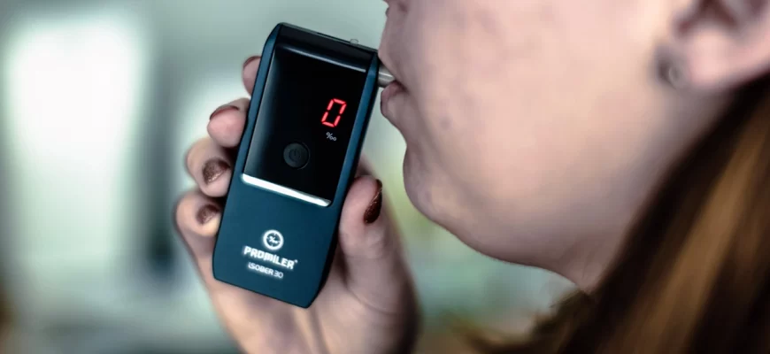 Алкотестер