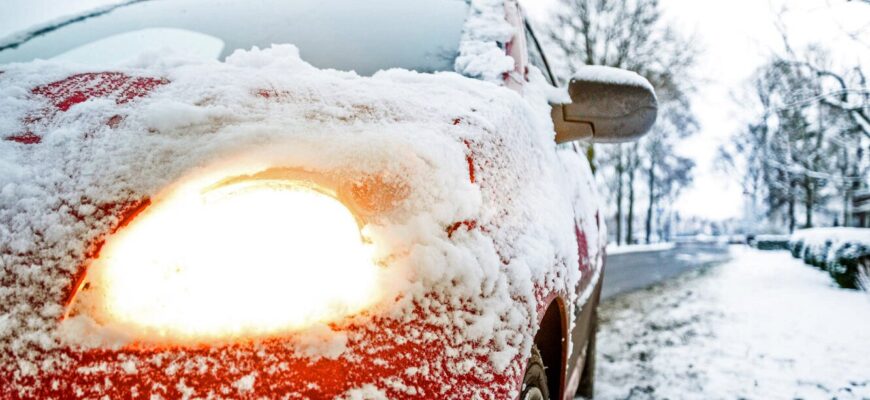 Машина зимою