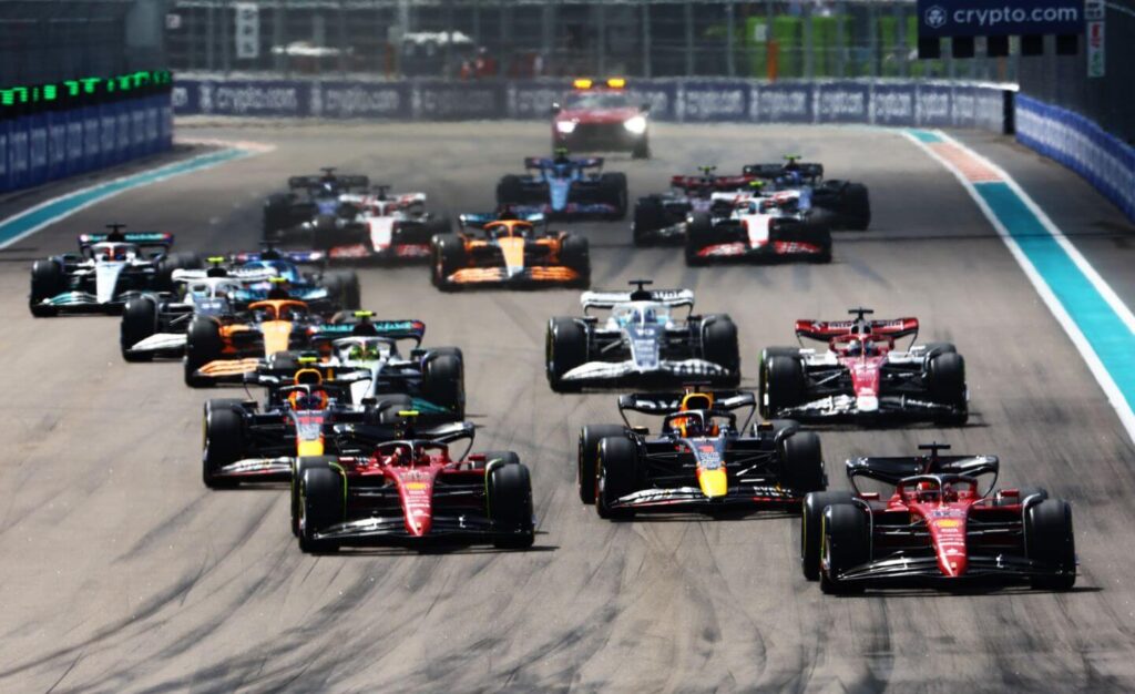  Машина Formula 1