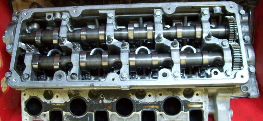 Распределительный вал