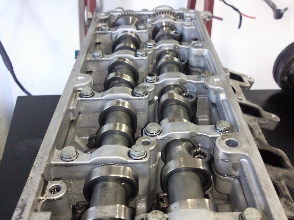 Розподільний вал