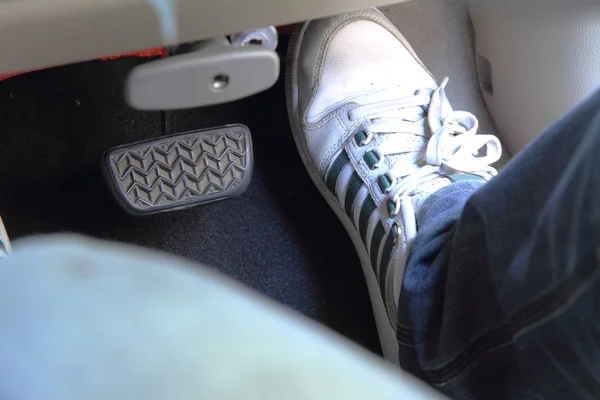 Педаль гальма