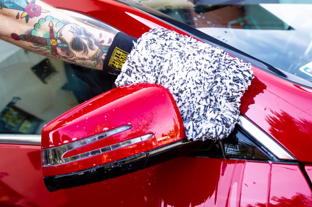 Рукавичка для миття машини