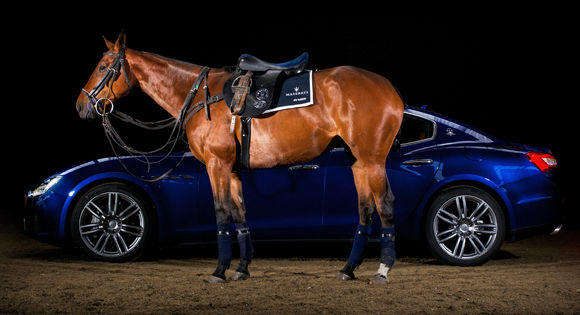 Кінь і авто