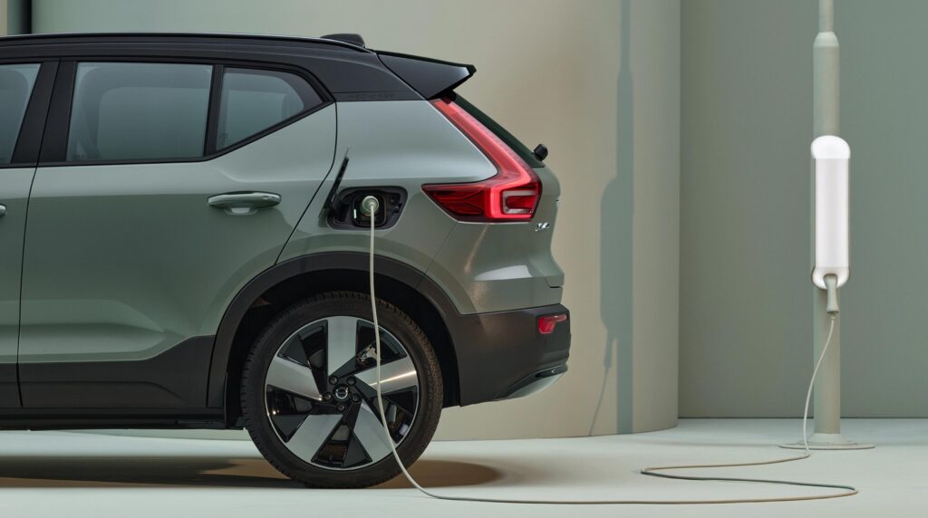 Аеродинамічний дизайн коліс Volvo XC40 Recharge.