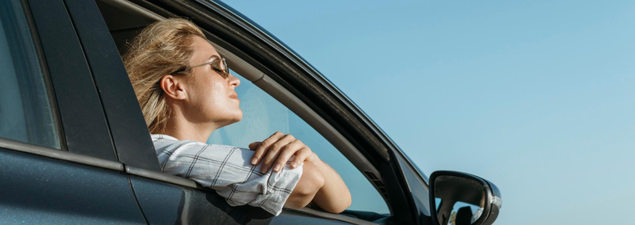 Оренда автомобіля з водієм