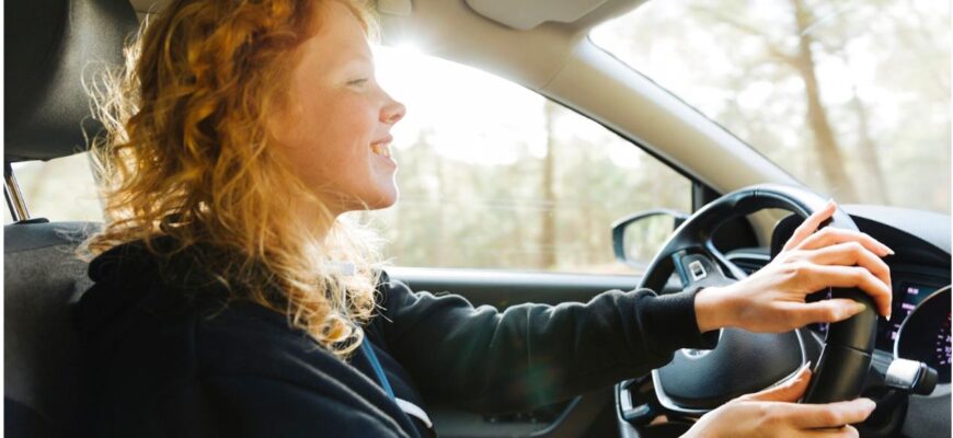 Как выбрать курсы вождения, чтобы не разочароваться: чеклист для женщин