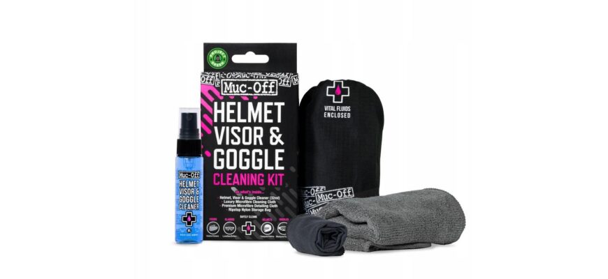 Які засоби для догляду за мотошоломом потрібно мати під рукою?