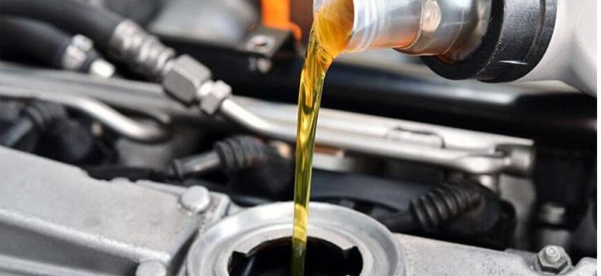 Яку моторну оливу краще заливати для нових автомобілів а яку для вживаних