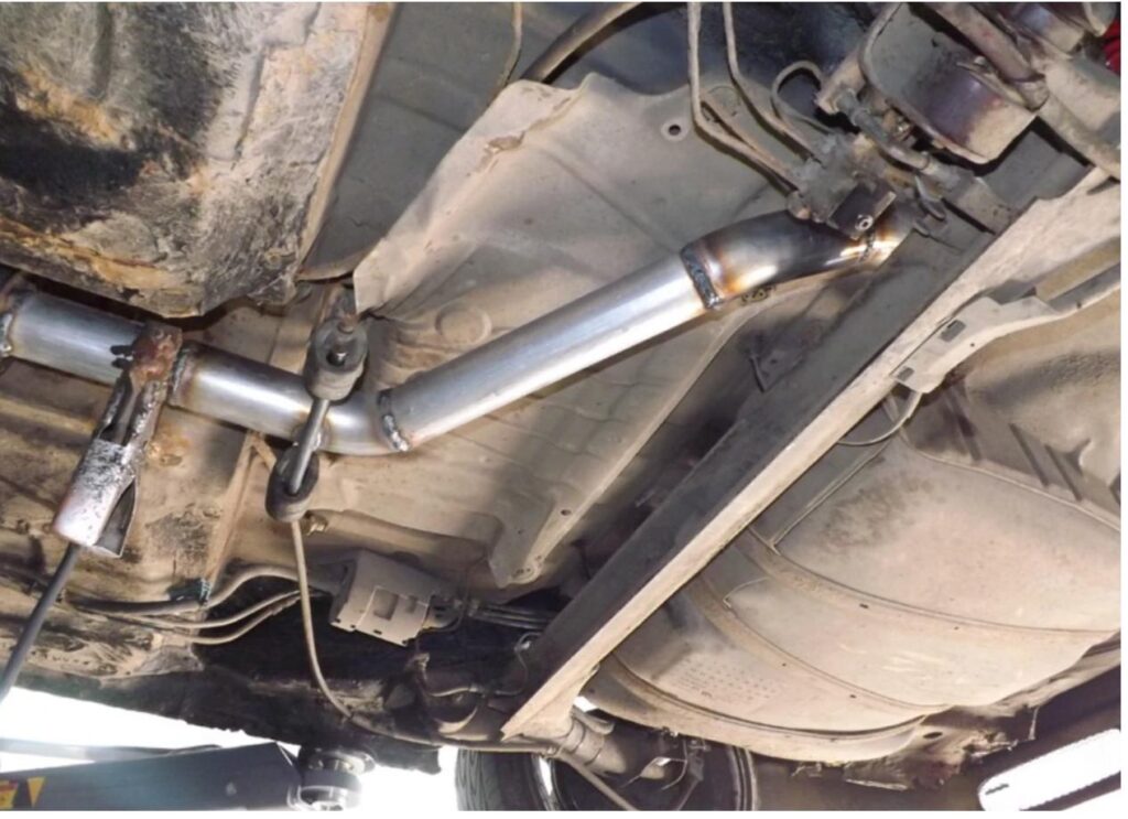 Основные признаки неисправного выхлопа