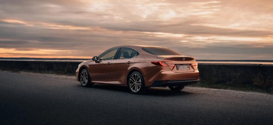 Toyota Camry: класика надійності та комфорту