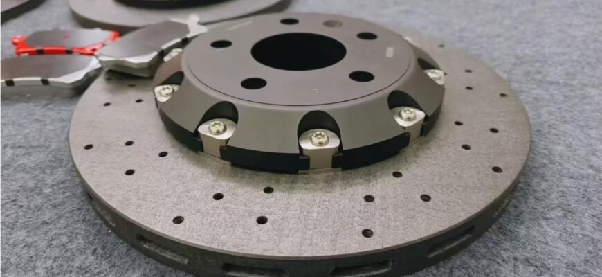 Тормозные диски для спортивных комплектаций и их особенности