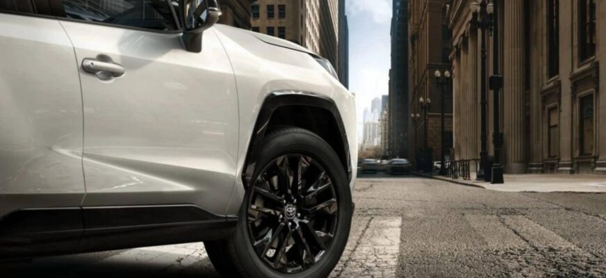 Toyota RAV4 6 покоління: коротко про основні оновлення